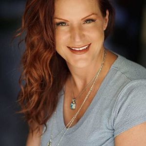 Meet your Posher, Christy